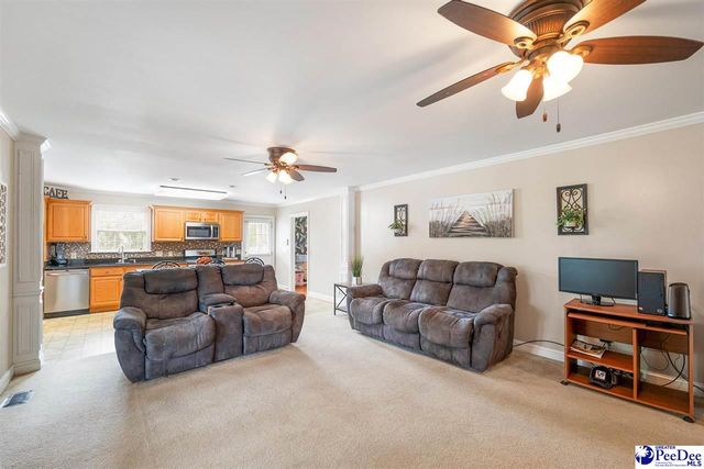 1614 Dexter Dr., Florence, SC 29505