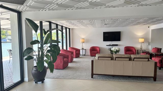 5100 Dupont Boulevard 11n, Fort Lauderdale, FL 33308