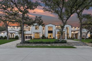 1609 Meandering Way Drive, Westlake, TX 76262