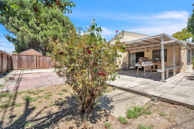 1055 Caldwell Ave, Vallejo, CA 94591