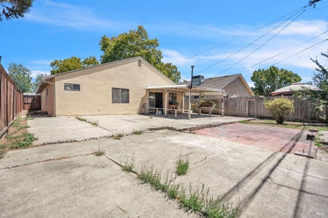 1055 Caldwell Ave, Vallejo, CA 94591