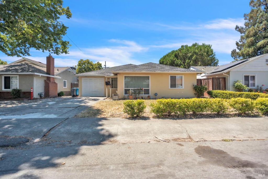 1055 Caldwell Ave, Vallejo, CA 94591