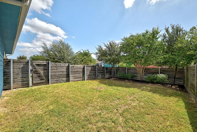 8821 Cattle Baron PATH, Austin, TX 78747