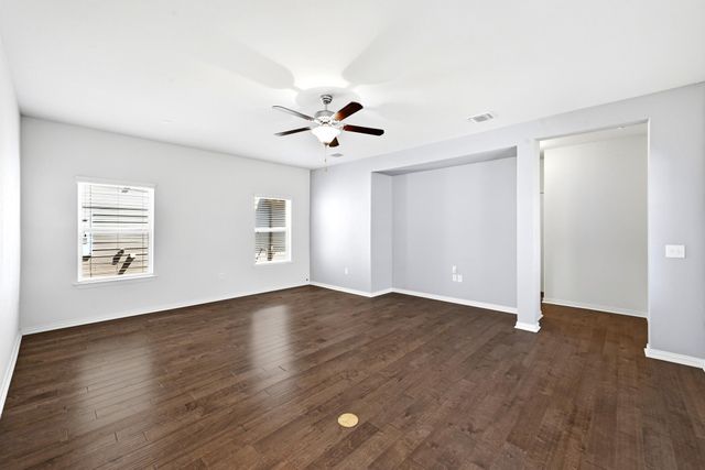 8821 Cattle Baron PATH, Austin, TX 78747