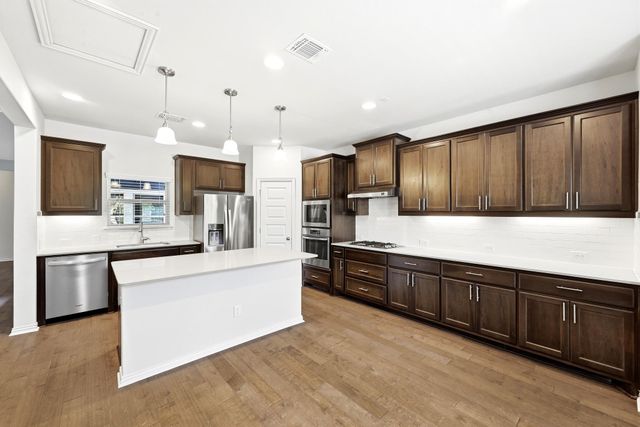 8821 Cattle Baron PATH, Austin, TX 78747