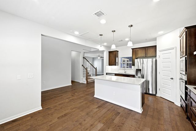 8821 Cattle Baron PATH, Austin, TX 78747