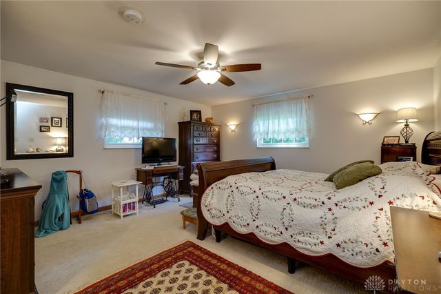 5184 Sugar Maple Drive, Dayton, OH 45440