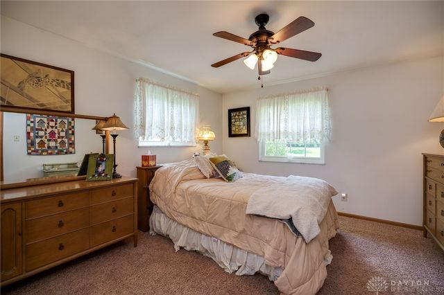 5184 Sugar Maple Drive, Dayton, OH 45440