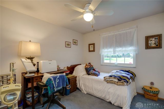 5184 Sugar Maple Drive, Dayton, OH 45440