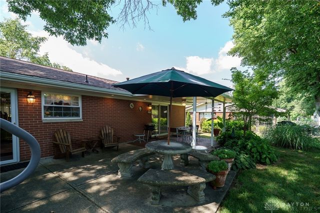 5184 Sugar Maple Drive, Dayton, OH 45440