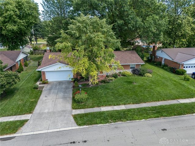 5184 Sugar Maple Drive, Dayton, OH 45440