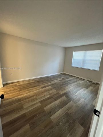 4255 N University Dr 109, Sunrise, FL 33351