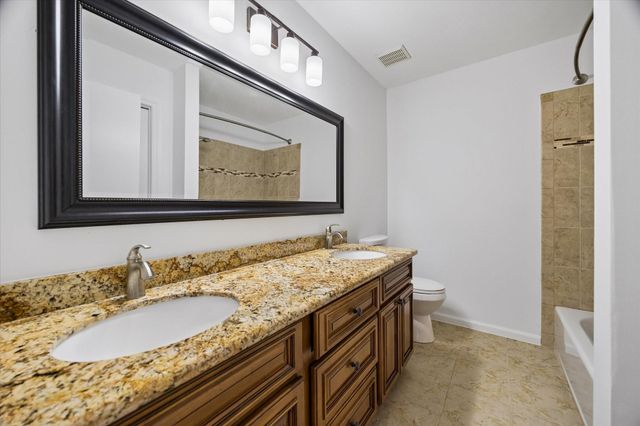 752 Augusta Drive 752, Houston, TX 77057