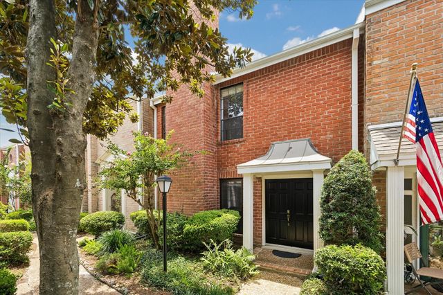 752 Augusta Drive 752, Houston, TX 77057