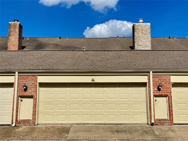 752 Augusta Drive 752, Houston, TX 77057