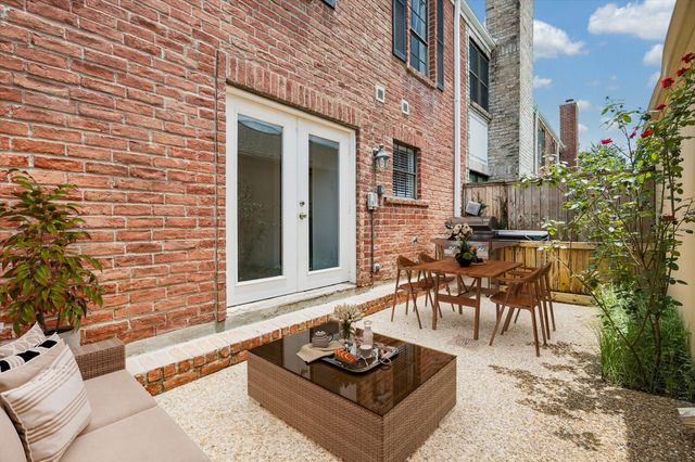 752 Augusta Drive 752, Houston, TX 77057