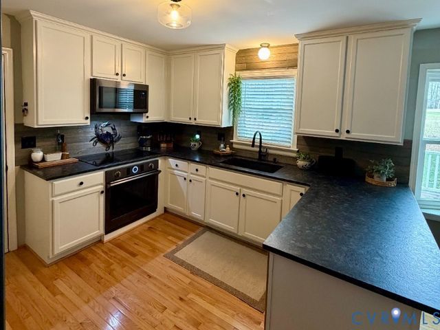13601 Steeple Chase Rd, Midlothian, VA 23112