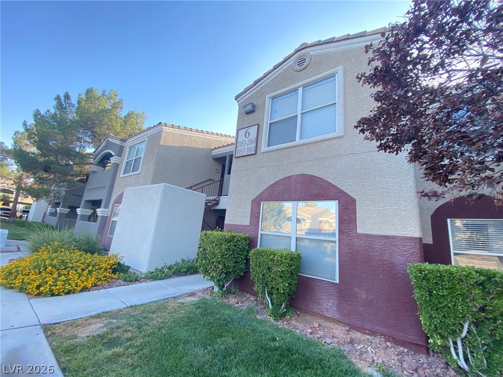 5055 West Hacienda Avenue 1055, Las Vegas, NV 89118