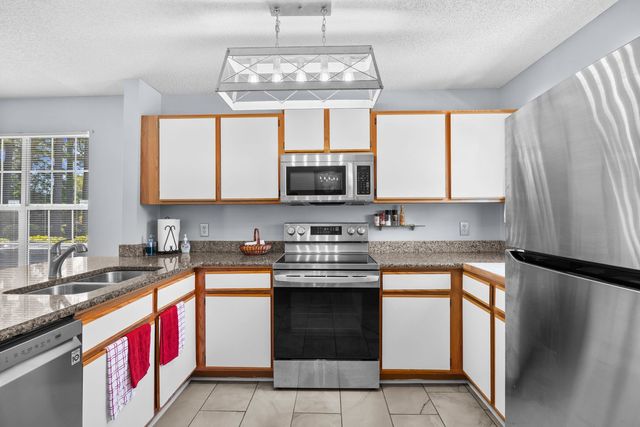 890 Fairway Dr. 106AA, Longs, SC 29568