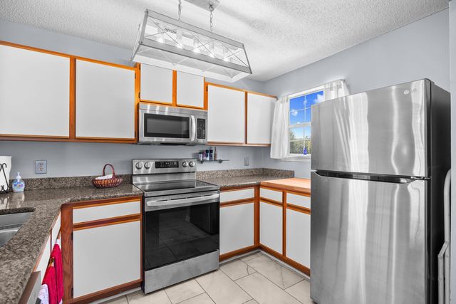 890 Fairway Dr. 106AA, Longs, SC 29568