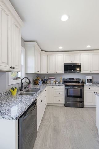 855 Sneed Blvd, Lafayette, TN 37083
