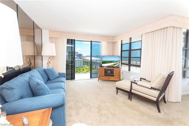 320 Seaview CT 1011, Marco Island, FL 34145