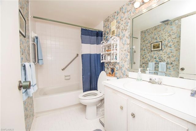 320 Seaview CT 1011, Marco Island, FL 34145