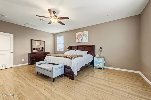2064 N 213TH Drive, Buckeye, AZ 85396