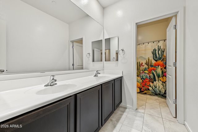 2064 N 213TH Drive, Buckeye, AZ 85396