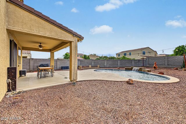 2064 N 213TH Drive, Buckeye, AZ 85396