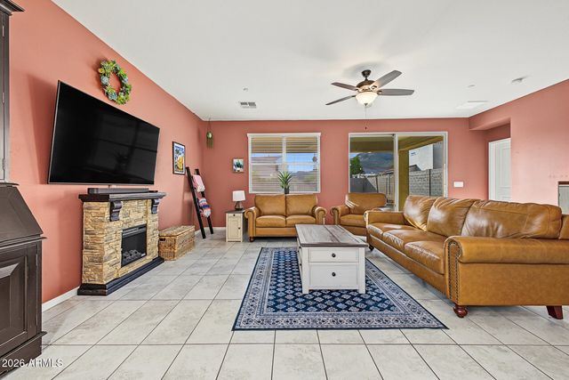 2064 N 213TH Drive, Buckeye, AZ 85396