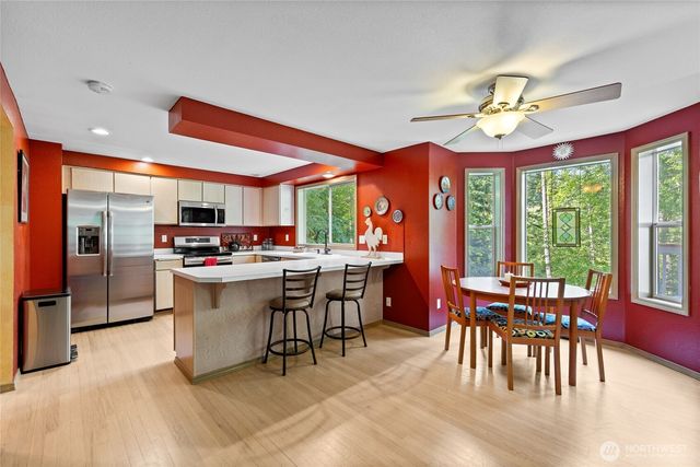 5916 53rd Avenue NW, Gig Harbor, WA 98335