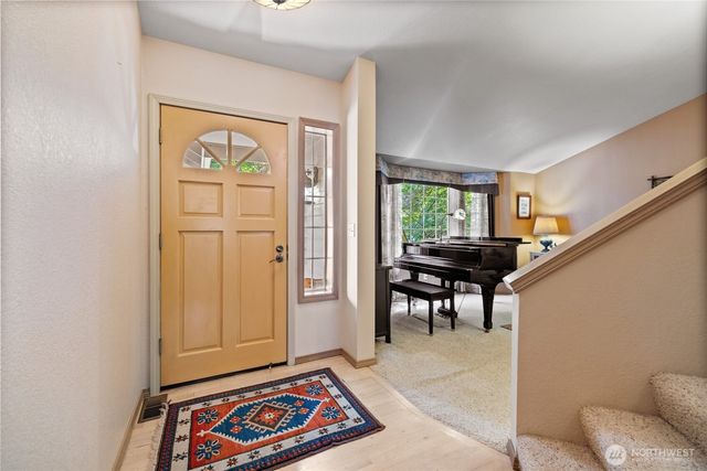 5916 53rd Avenue NW, Gig Harbor, WA 98335