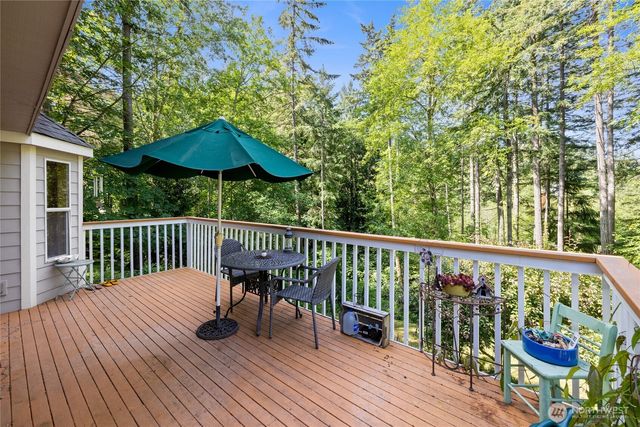 5916 53rd Avenue NW, Gig Harbor, WA 98335
