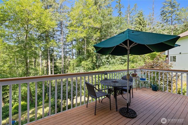 5916 53rd Avenue NW, Gig Harbor, WA 98335