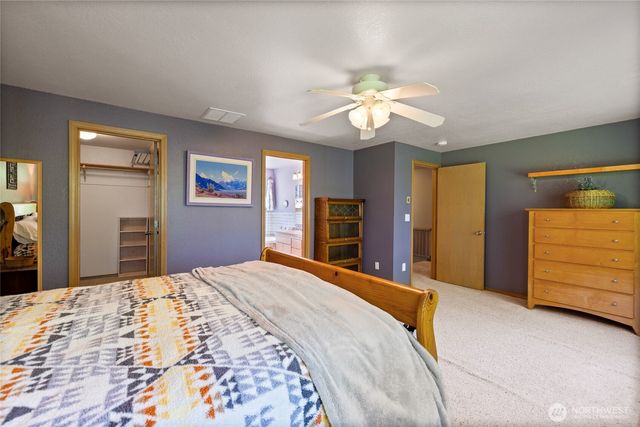 5916 53rd Avenue NW, Gig Harbor, WA 98335