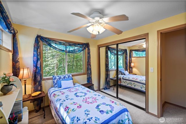 5916 53rd Avenue NW, Gig Harbor, WA 98335