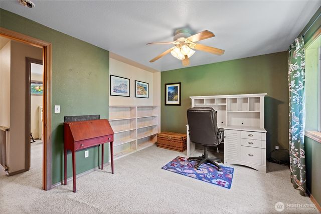 5916 53rd Avenue NW, Gig Harbor, WA 98335