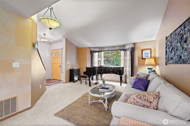 5916 53rd Avenue NW, Gig Harbor, WA 98335