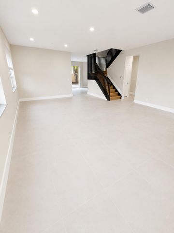 6170 NW 77th Place N, Parkland, FL 33067