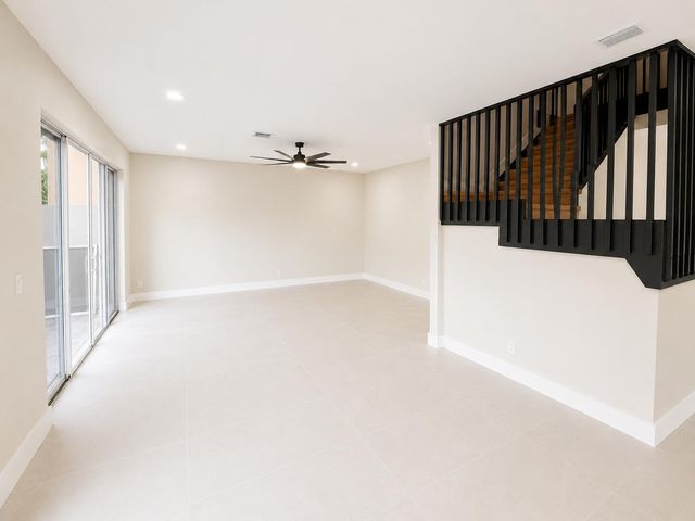 6170 NW 77th Place N, Parkland, FL 33067