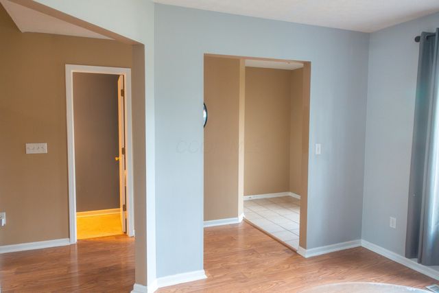 537 Ashwyck Court, Pataskala, OH 43062