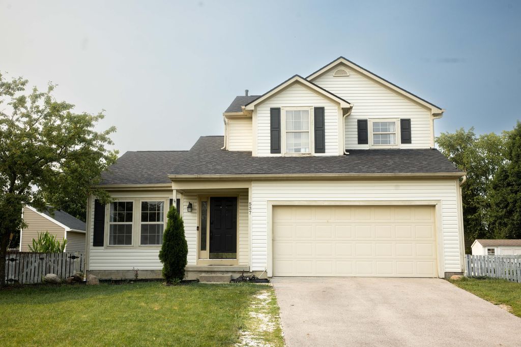 537 Ashwyck Court, Pataskala, OH 43062