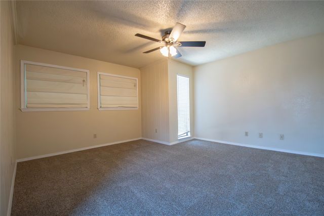 3121 Sondra Drive E 203, Fort Worth, TX 76107