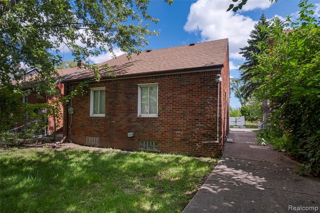 19423 Spencer Street, Detroit, MI 48234