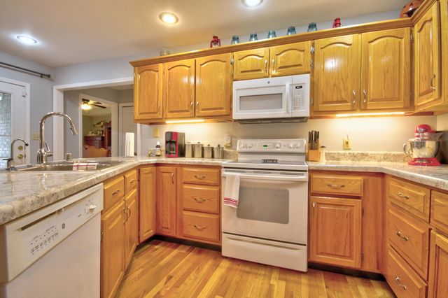 1028 Burnell Drive, Berea, KY 40403