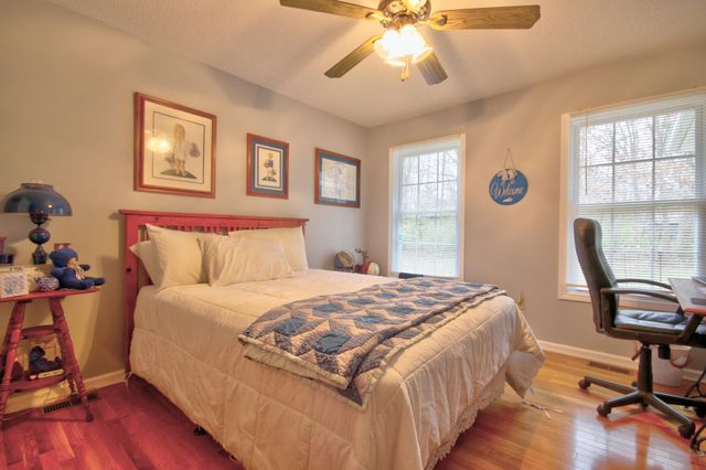 1028 Burnell Drive, Berea, KY 40403