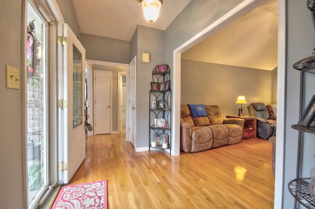 1028 Burnell Drive, Berea, KY 40403