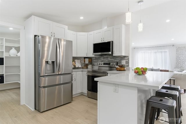 1815 Casino Road W, Everett, WA 98204