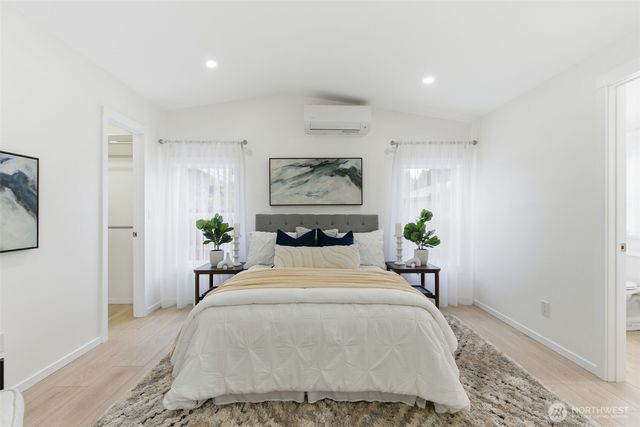 1815 Casino Road W, Everett, WA 98204